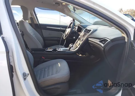 2014 Ford Fusion Hybrid S из США, поврежденный, VIN 3FA6P0UU0ER177261